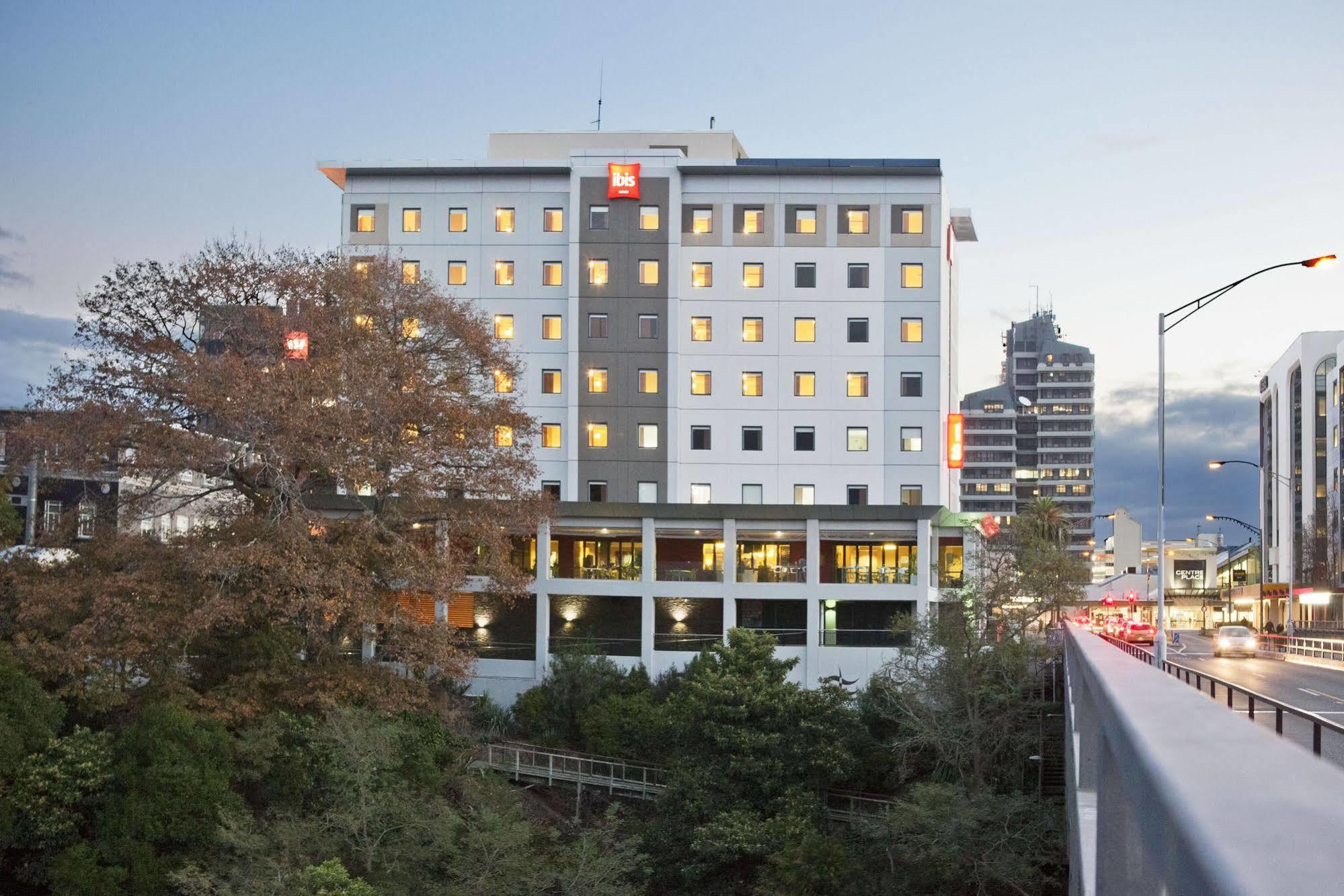 Ibis Hamilton Tainui Hotel Exterior photo